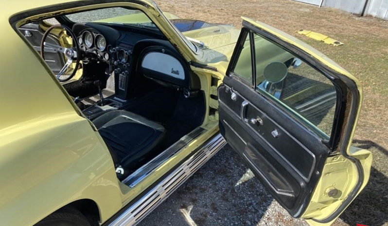 1967 Corvette C2 Coupe full
